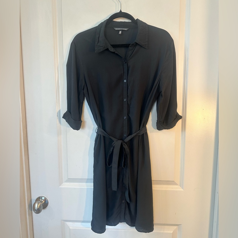 Victoria’s Secret Black Lightweight Viscose Button Up Belted Dress/Robe, Small